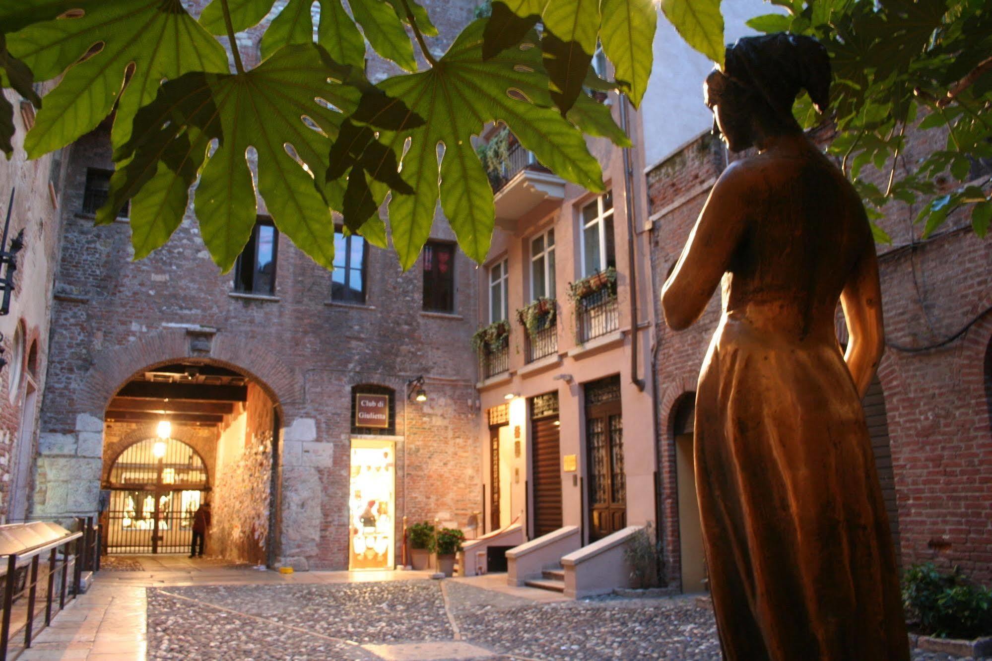 La Corte Di Giulietta Verona Luaran gambar